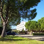 Hotel Logis Nimotel
