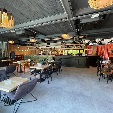 Logis Nimotel Cosy 3*