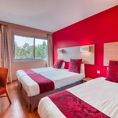 Ξενοδοχείο Logis Nimotel 3*