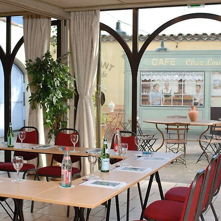 Logis Nimotel Ξενοδοχείο 3*