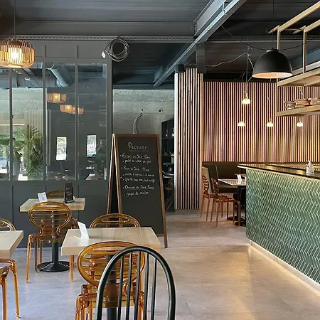 Logis Nimotel Ξενοδοχείο