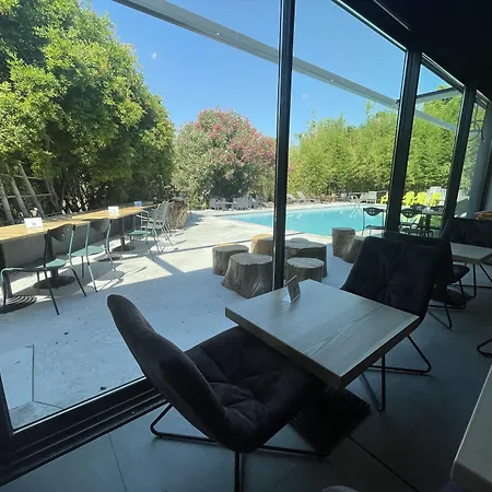 Logis Nimotel Νιμ