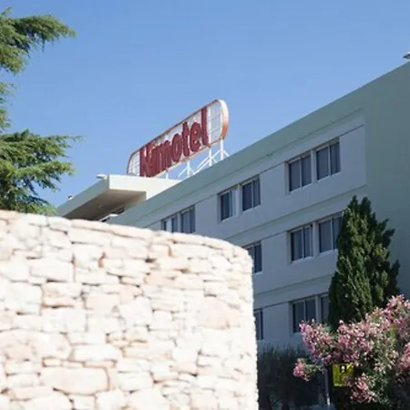 Logis Nimotel Νιμ
