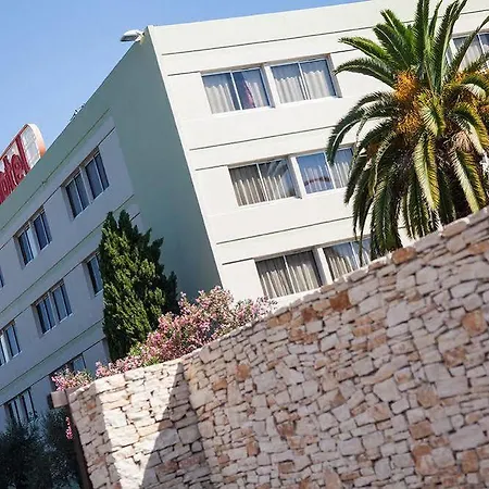 Logis Nimotel Cosy Otel 3*