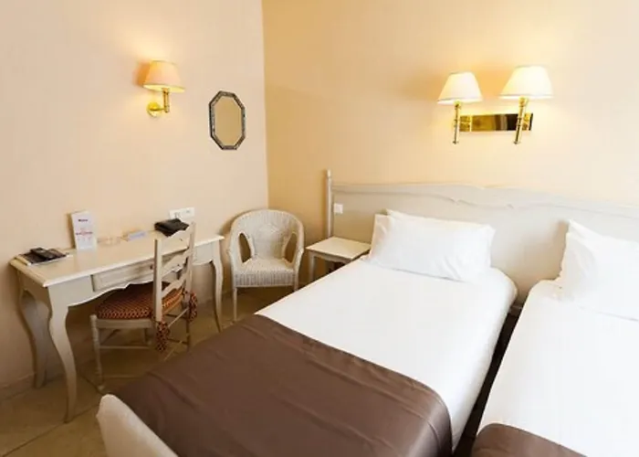 Hotel Logis Nimotel Nîmes