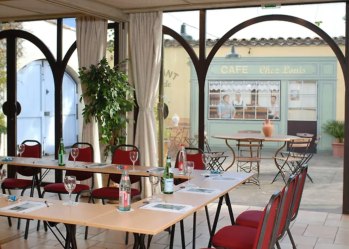 Logis Nimotel Hotel 3*